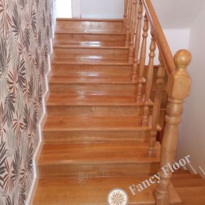 schody drewniane - renowacja
